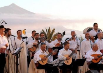 cantantes canarios