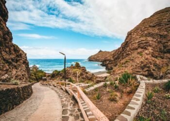 playa de la caleta en la gomera